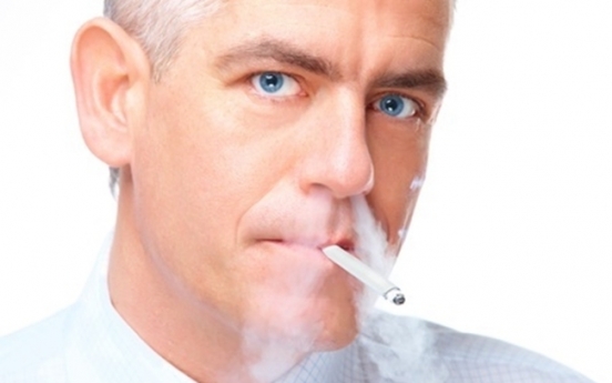 흡연자, 자살할 가능성 더 높아: 연구결과