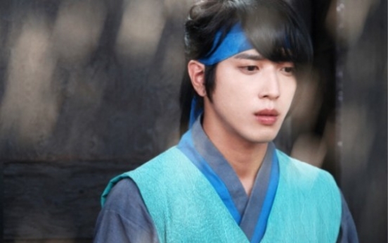 Jung Yong-hwa seizes China’s heart with ‘Three Musketeers’