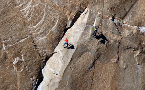 Two men attempt world’s most difficult rock climb at Yosemite
