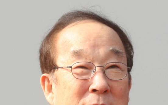 [Newsmaker] Gaffes, abuse shame Doosan Heavy chairman