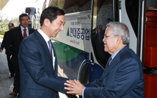 Saudi Aramco board visits Hyundai Heavy, S-Oil