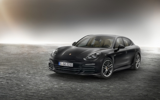 [Photo News] Porsche's variants to luxury sedan