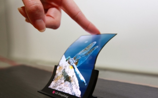 Samsung, LG to beef up OLED production
