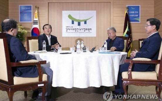 President Park welcomes labor reform deal