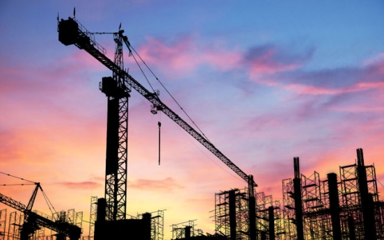 Overseas construction orders drop 30% in 2015