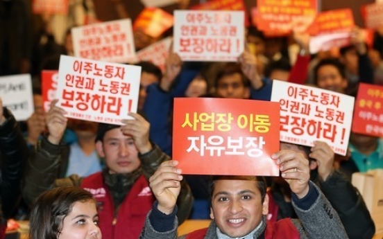 Korean farmers, laborers less tolerant of migrants: survey