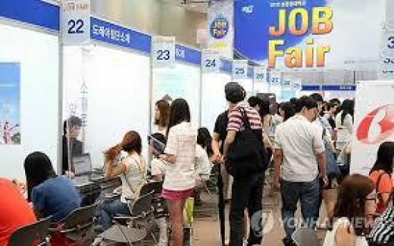 Korea's jobless rate falls to 3.9% in April