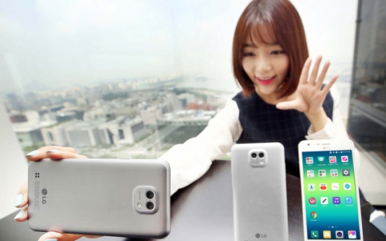 LG, Pantech vie for leadership in mid-tier smartphone market