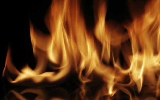 Jongno restaurant catches fire, 32 evacuate