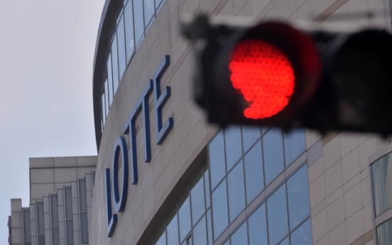 Lotte brand hit hard by corruption probe