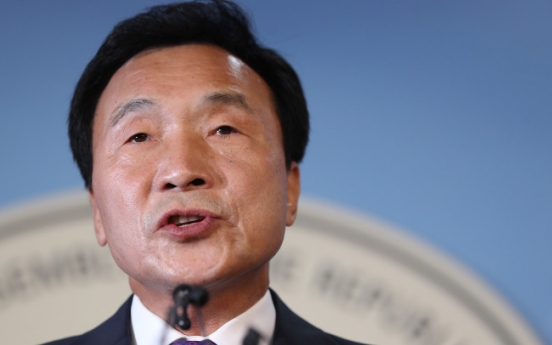 [Newsmaker] Ex-governor Sohn returns to politics, leaves Minjoo Party