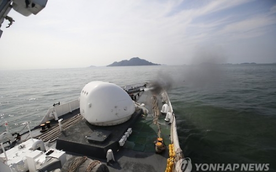 Korea uses crew-served weapon against illegal Chinese fishing boats