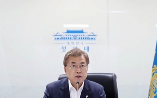 Moon's approval rating down slightly amid impasse over nominees