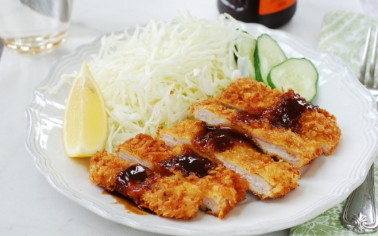 [Home Cooking] Tonkatsu (Fried pork cutlet)
