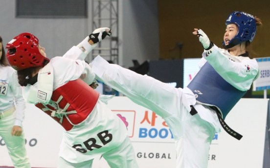 Korea adds 2 more medals at taekwondo world championships
