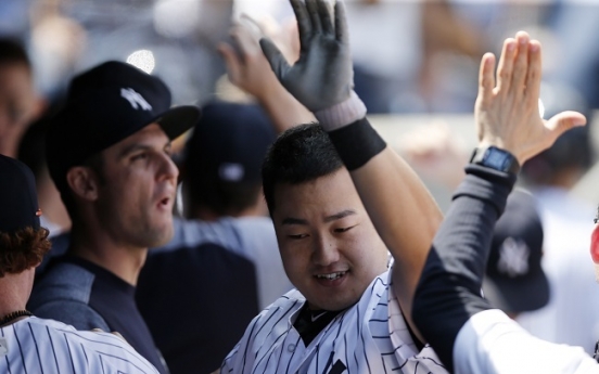 Korean Choi Ji-man homers in Yankees' debut