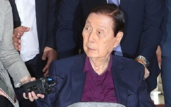 Lotte founder loses last remaining board seat from affiliate