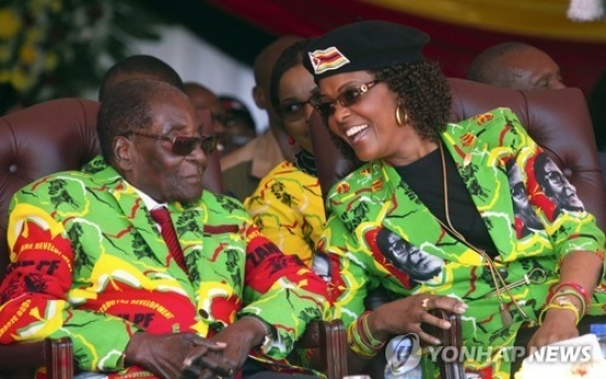 짐바브웨 대통령 부인, 모델 폭행 혐의로 기소 위기