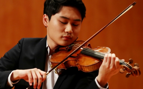 Violinist Yang In-mo welcomes challenge of playing 24 Paganini caprices