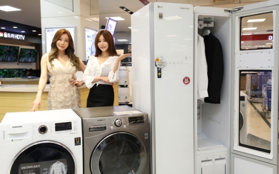 Popularity of clothes dryers, steam closets changes home appliance market