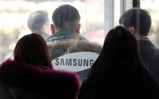 Individual investors flock to Samsung Electronics after stock split