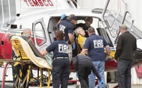 알래스카 경비행기 추락, 탑승자 11명 기적적 생존