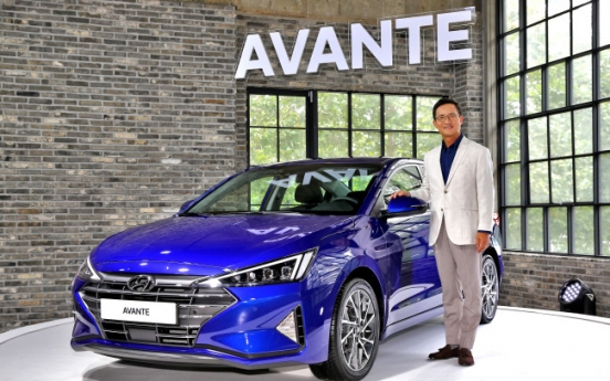 Hyundai unveils facelifted Avante, aims to sell 120,000