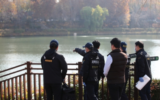 [Newsmaker] Body of missing college student recovered from Seokchon Lake