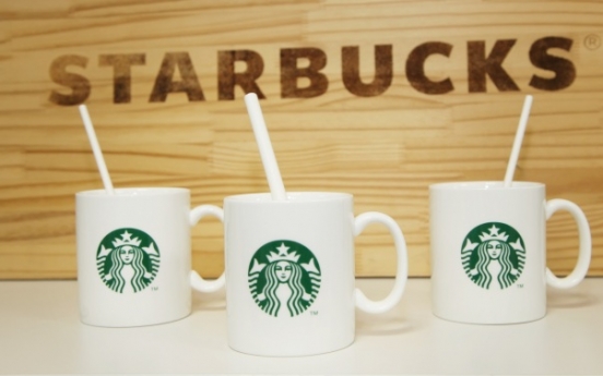 [Newsmaker] Starbucks Korea starts using paper straws nationwide