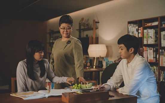 [Herald Review] ‘Parasite’ feeds on class rage, delivers thrilling ride