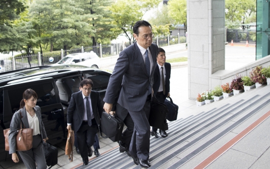 South Korea, Japan find no changes in stances over history, trade row