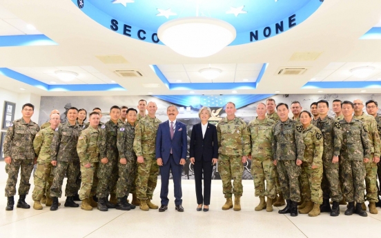 Foreign Minister stresses South Korea-US alliance in meeting with USFK commander at Camp Humphreys