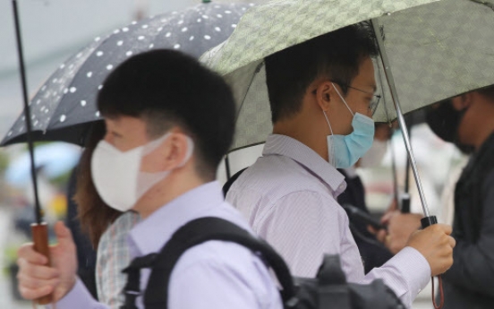Koreans can send more masks to family abroad