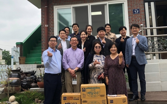 Northwestern University Korean Alumni Association supports Korean children amid COVID-19 pandemic