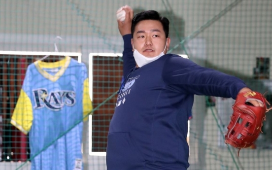 Rays' infielder Choi Ji-man leaves for US to rejoin club