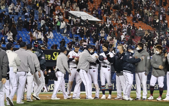 Two starters for Bears shortlisted for KBO's top player award for Oct.