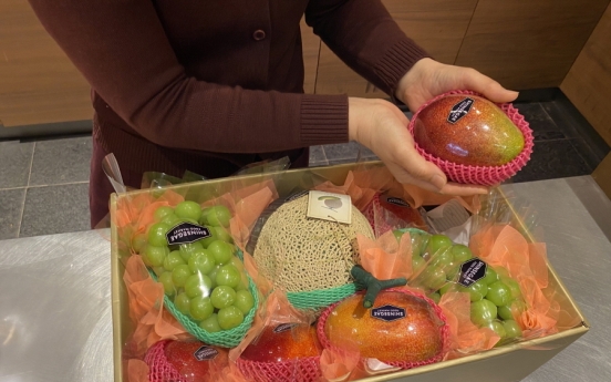 Shinsegae Department Store’s fruit subscription service proves popular