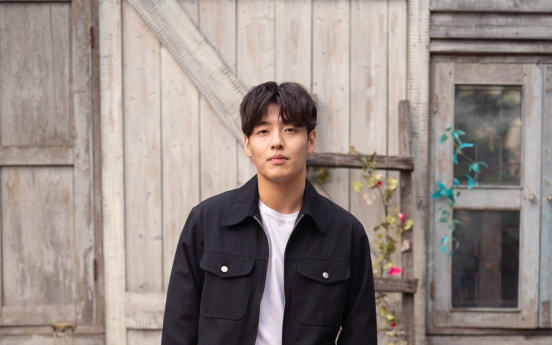 [Herald Interview] Kang Ha-neul says he enjoyed filling in blanks in ‘Rain and Your Story’ script