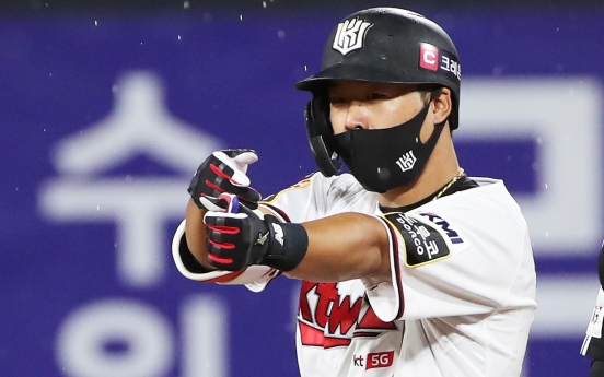 Homegrown batters dominate KBO leaderboards as foreign players struggle