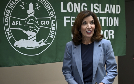 As Cuomo exits, Hochul to take office minus 'distractions'