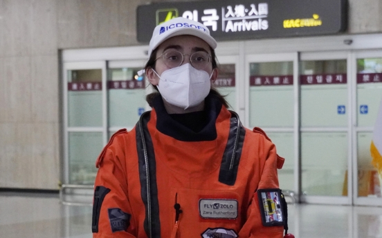 Teen pilot Rutherford lands in S. Korea in bid for record flight