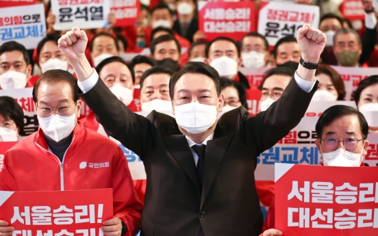 Yoon leads poll again after seemingly successful campaign reform