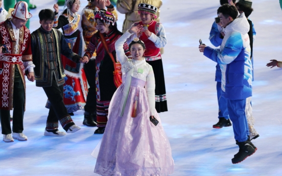 [Newsmaker] Koreans take umbrage at presence of hanbok at Beijing Winter Olympics ceremony