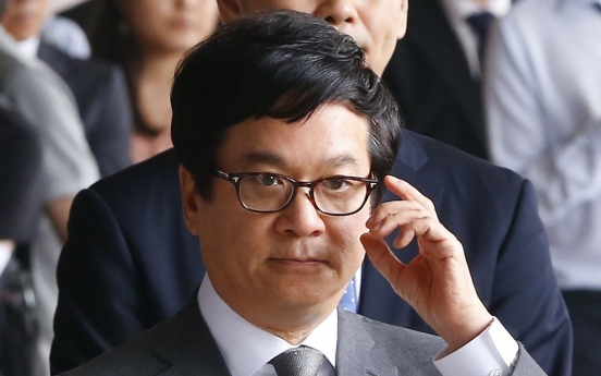 5 S. Korean CEOs earned more than W10b in 2021: data