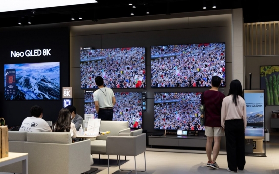 Rare Samsung-LG alliance imminent on OLED TVs: sources