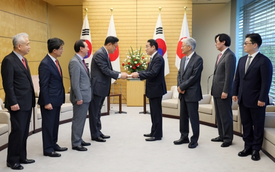Yoon’s delegation, Japanese PM agree to work on improving relations