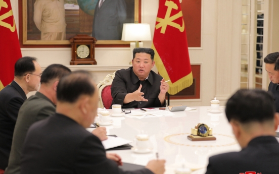 NK leader criticizes problem in early response to COVID-19 crisis in key politburo meeting: state media