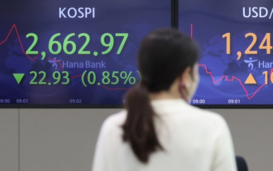 Seoul shares open lower on recession woes