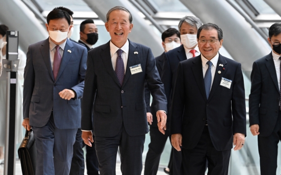 Korea, Japan business leaders echo urgent need for summit