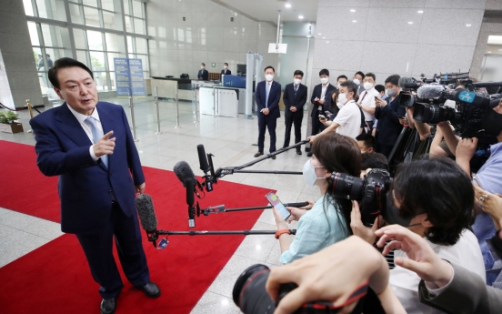 Yoon challenges reporters to compare his personnel picks with previous administration's